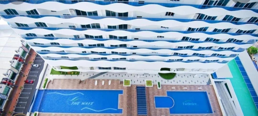 The Wave - A * Malacca